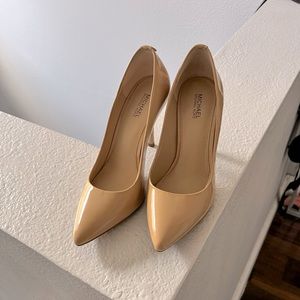 Toffee Michael Kors Patent Leather Mid Pumps